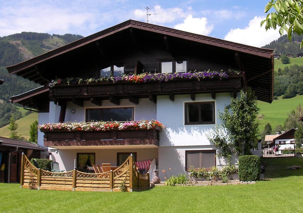 Chalet Anna Appartment Uttendorf Exteriör bild